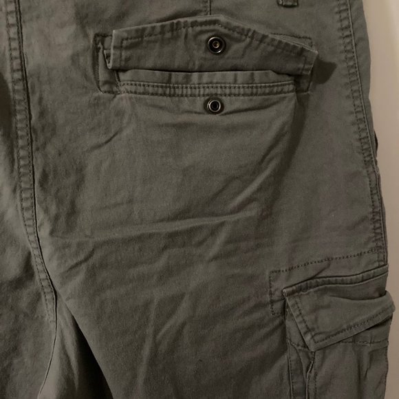 Old Navy cargo shorts - Picture 3 of 6